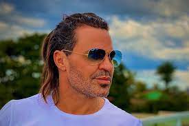 Acesse e fique por dentro das últimas notícias e shows. As Melhores De Eduardo Costa Para Relembrar Os Sucessos Do Cantor