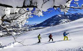 Découvrez 28 photos et vidéos de monuments, hôtels et attractions prises par des membres tripadvisor à kelchsau. Snowshoe Tour In The Kelchsau Valley Austria Direct