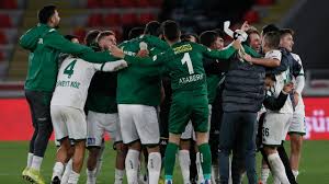 Bursaspor'un yüzü 90+4'te güldü ! Bursaspor Un Gencleri Takimlarini Ust Siralarda Tutuyor Son Dakika Haberleri