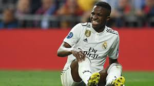 Jun 27, 2021 · vinícius junior came on as a substitute and missed a scoring chance that caused a reaction from brazil national team manager tite. Champions League Real Madrid Vinicius Jr Und Lucas Vazquez Unter Tranen Ausgewechselt Eurosport