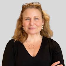 Stefanie Kendall's Instagram, Twitter & Facebook