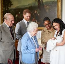 In his new book, battle of. Meghan Und Harry Warum Baby Archie Keinen Adelstitel Tragt Welt