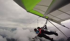 hang gliding over hudson valley