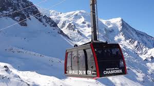 .chamonix und mont blanc auf eigene faust, eine fahrt mit der zahnradbahn nach montenvers, die fahrt auf dem gipfel von aiguille du midi mit der seilbahn wir sind mit dem seilbahn nach aiguile du midi gefahren. Chamonix Und Mont Blanc Mit Aiguille Du Midi Und Mer De Glace