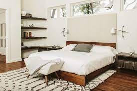 15 Chic Mid Century Modern Bedroom Designs To Throw You Back In Time Mid Century Modern Bedroom Design Mid Century Modern Bedroom Bedroom Trends