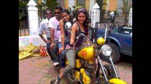 Golmaal 4 Trailer 2015 Ajay Devgan Tusshar Kapoor Kareena Kapoor Ali Zafar Youtube One bike was destroyed in the making of the movie and the other one disappeared off of the set. golmaal 4 trailer 2015 ajay devgan