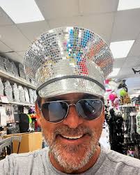 Sadly, Alan Sacks passed last night after his battle with Cancer.  Condolences go out to his family and all of his many friends. He was a  writer, producer, teacher and connector of