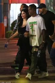 From collaborations with jordan brand to fortnite to the popular merch capsule released for highest in the room, travis scott merch is the hottest apparel on the. 21 Travis Scott Outfits Ideas Travis Scott Outfits Travis Scott Travis Scott Fashion