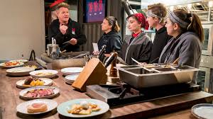 Gordon ramsay hosts a fiery cooking competition in which the winner receives a head chef position. Gordon Ramsay S 24 Hours To Hell And Back Blend On Main Tv Episode 2020 Imdb