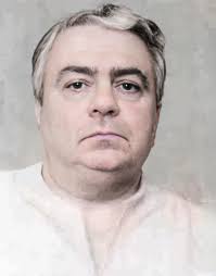On November 16, 2005, caporegime in the Genovese crime family, involved in  labor racketeering, Vincent "Vinnie" DiNapoli died at the age of 68.  Growing up in the East Harlem section of Manhattan