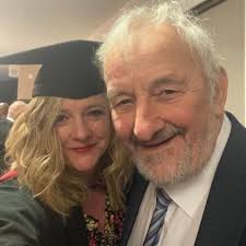 Nicola Louise Campbell (@NicolaLouise410)