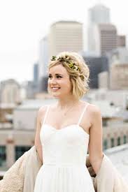 There are plenty of wedding hairstyles for short hair. 22 Wedding Hairstyles For Short Hair Updos Half Up More Weddingwire