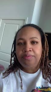 Vicki Copeland's Instagram, Twitter & Facebook