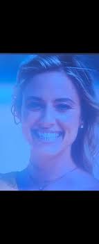 We grew up in Hollywood.l miss her.