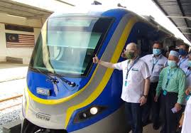 Tiket kereta api online resmi pertama di indonesia. Tren Dmu Ktmb Hadiah Untuk Warga Pantai Timur Utusan Digital