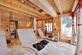 Foto di un soggiorno country aperto con pareti bianche, pavimento in legno massello medio, cornice del camino in pietra e sala formale — houzz. Timeless Allure 30 Cozy And Creative Rustic Sunrooms Rustic Sunroom Sunroom Decorating House Design