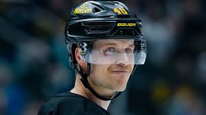 Detroit Red Wings & Elias Pettersson: Swedish Mafia 2.0?