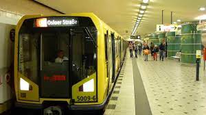 Ja, um voranmeldung unter 01806 512 512* wird gebeten. U9 Zoologischer Garten U Bahn Berlin Youtube