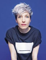 En 2015, elle sort son premier album « be sensational » qui la fait connaître du. 18 Idees De Jeanne Added Jeanne Added Printemps De Bourges Musique