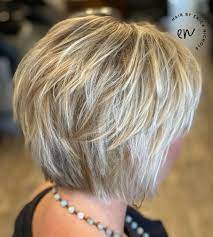 Feathered Jaw Length Bob For Fine Hair Bob Hairstyles For Fine Hair Short Hair With Layers Thin Hair Haircuts