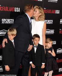 Kevin costner is an american actor, director and singer who is best known for his portrayal of rugged individuals with complex emotions. Gross Kevin Costner S Heartwarming Kiss With His Wife Christine Baumgartner Was Not Well Received By Their Three Children A Kevin Costner Celebrity Kids Kevin
