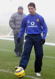 Welcome to the official facebook page of cristiano ronaldo. The Cr7 Timeline On Twitter Manchester United Training Session Cristiano Ronaldo November 21 2005 Https T Co Sidyav8lju