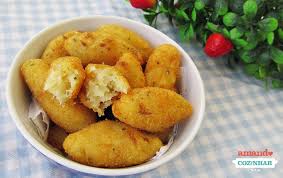 Check spelling or type a new query. Bolinho De Bacalhau Com Batata Amando Cozinhar Receitas Faceis E Rapidas