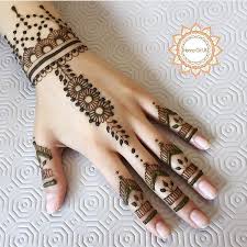 20 Simple Mehndi Design Ideas To Save For Weddings And Other Occasions Bridal Mehendi And Makeup Wedding Blog 41 mehndi designs for eid to try this year | easy henna tattoos for girls.