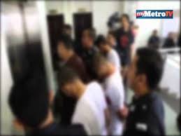 Panel tiga hakim diketuai datuk.aziah ali yang bersidang bersama hakim datuk ahmadi asnawi dan tan sri idrus harun itu mengekalkan hukuman terhadap mohammd zul shahril suhaimi, mohammad sharafe matt noh dan azizi aizat ibrahim atas tuduhan membunuh zara eleena omar peter dan. Bekas Penuntut Kolej Dihukum Gantung Bunuh Pensyarah