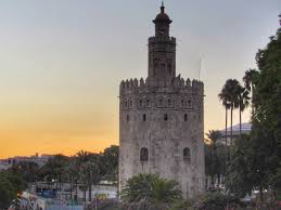 El Irresistible Encanto De La Torre Del Oro Simbolo De Sevilla Clara On The Road