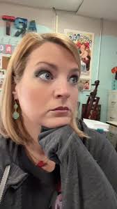 Elizabeth Minor Art Teacher