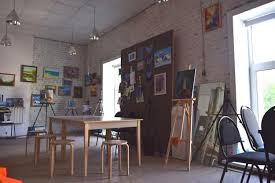 Artists and galleries superimpose and share your art in beautiful rooms easily. Art Studio Ideas How To Design Beautiful Small Spaces Expanding Creative Horizons