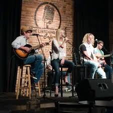 Nashville Neighborhoods Sobro Rutledge Hill Camels Chocolate Travel Lifestyles Blog
