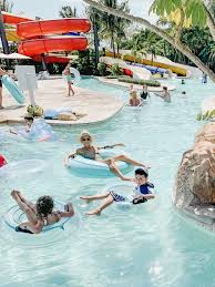 Connecticut Life And Style Blogger Lauren Mcbride Shares The Best Family Resort In Turks Caicos Featuring A Best Family Resorts Family Resorts Beaches Turks