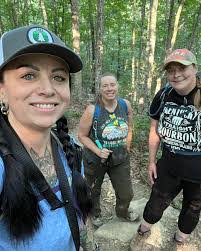 Meredith Odell's Instagram, Twitter & Facebook