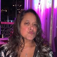 Katherine Kortright's Instagram, Twitter & Facebook