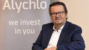 For aspiring yacht owners looking for a yacht for sale, we have put together a fine selection of luxury yachts and megayachts for sale from all over the world. Marc Coucke Embarque A Bord Du Concepteur De Yachts Sea Group L Echo