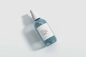 Free Mini Spray Bottle Mockup Psd