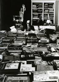 Karl Lagerfeld S Home Library Paris Karl Lagerfeld Karl Lagerfeld Chanel Lagerfeld