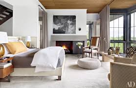 Jul 10, 2020 · glass windows surround this master bedroom and this double fireplace highlights the space. 28 Beautiful Bedroom Fireplaces Architectural Digest