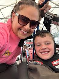 Hendesford hills raceway 12/10/25 Race 1: Showing really good pace and  slowly battling through the pack to come home with a 6th scoring valuable  points. Race 2: started off a lot slower