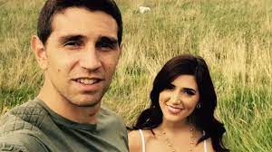 The gunners goalkeeper emi martinez joined villa during the summer transfer window and is preparing to face his former club. Emiliano Martinez Wife Mandinha Martinez