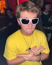 Ryan Barwick's Instagram, Twitter & Facebook