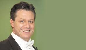 Ireland's Finest Tenor' to perform benefit concert