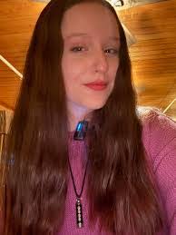 Linda Donner's Instagram, Twitter & Facebook