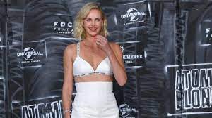 According to the actress, jackson, 7, was assigned male. Charlize Theron Sexy Monster Die Sinnlichsten Fotos Des Hollywood Stars News De