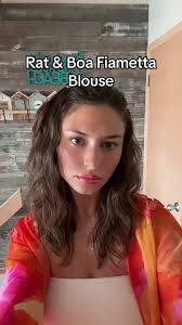 Kaia Blouse Rat and Boa