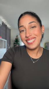 Friday GRWM con productos @farmasiofficial , #makeupartist #beauty  #beautycontent #farmasiusa #farmasiproducts #daisysierramua #grwm  #maquillateconmigo #christmasdecor