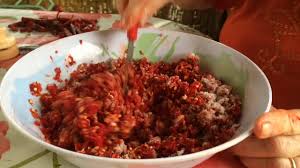Come prepararli in casa con una ricetta semplice ma ottima: Come Fare I Peperoncini Piccanti Sott Olio Youtube