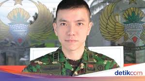 Check spelling or type a new query. Gantengnya Mirip Aktor Korea Foto Dokter Tentara Indonesia Ini Viral